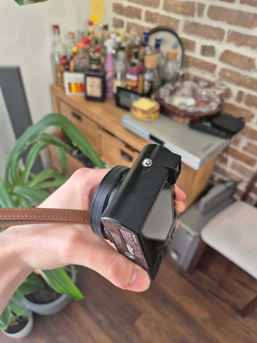 Panasonic Lumix TZ100 + bateria + ładowarka uniwersalna | przebieg 1000 zdjęć