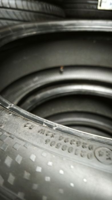 Pneus 285/35/23 Continental