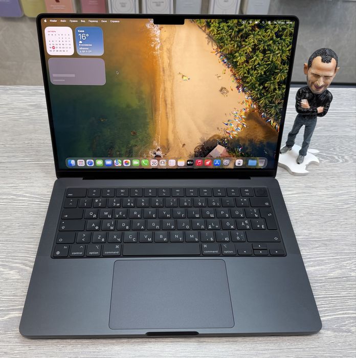 MacBook Pro 14  M4 / RAM 16 / SSD 512 GB / GPU 10 / CPU 10 / Space Black / 2024 / MDM