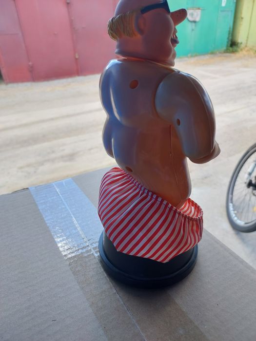 Продам   игрушку