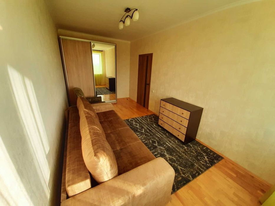 Бровари, Олімпійська, 8а