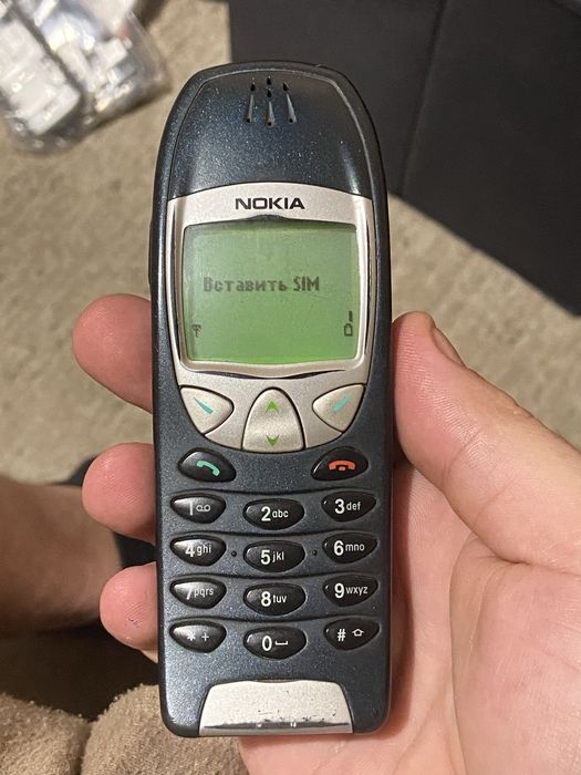 Мобильный телефон Nokia 6210