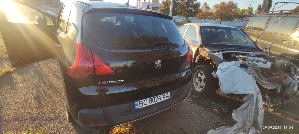 Продам Пежо 3008