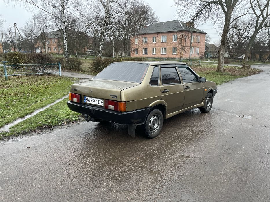 Продам ваз 21099