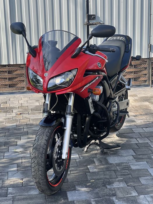 Yamaha FZS 600 Fazer