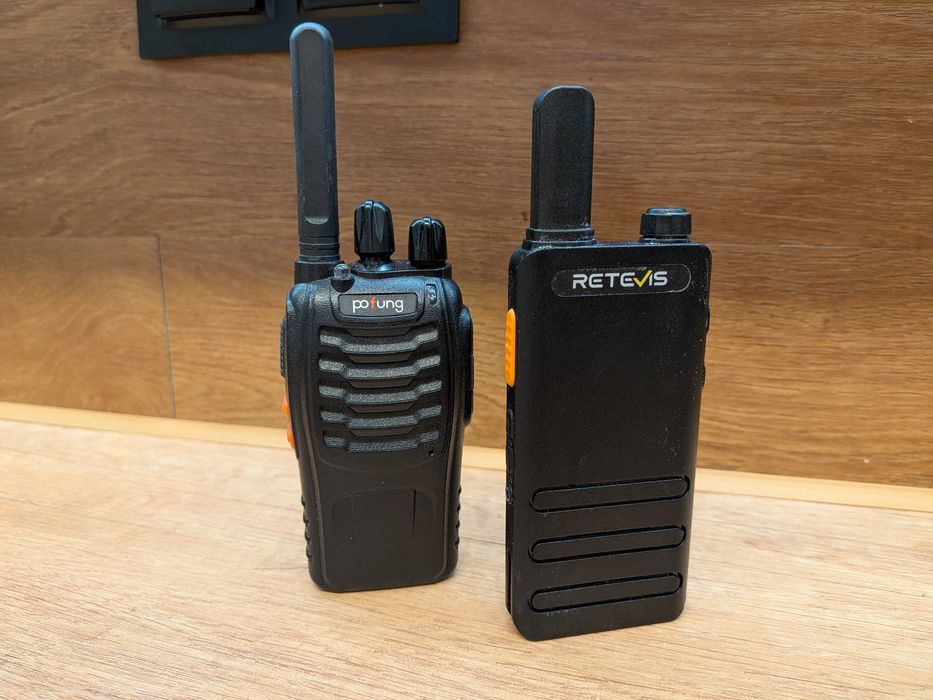 Krótkofalówki Walkie-Talkie PMR  (Retevis / Pofung) USB-C | Zasięg, budowa, wycieczki bez pozwolenia
