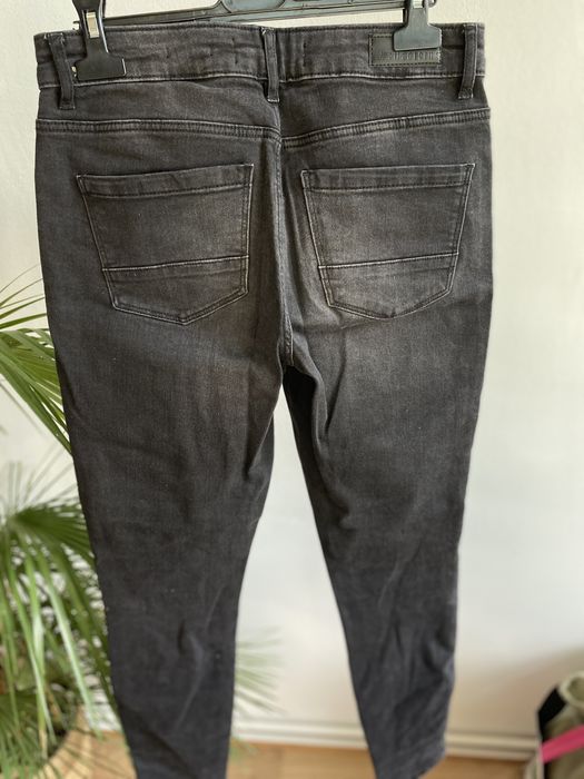 Spodnie jeansy dżinsy Medicine M szare czarne długie rurki skinny