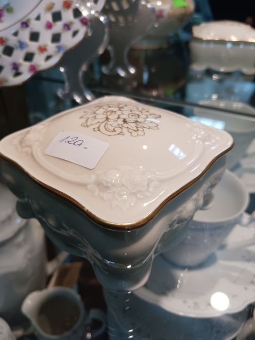 Szkatułka Thomas Ivory Rosenthal porcelana ecru