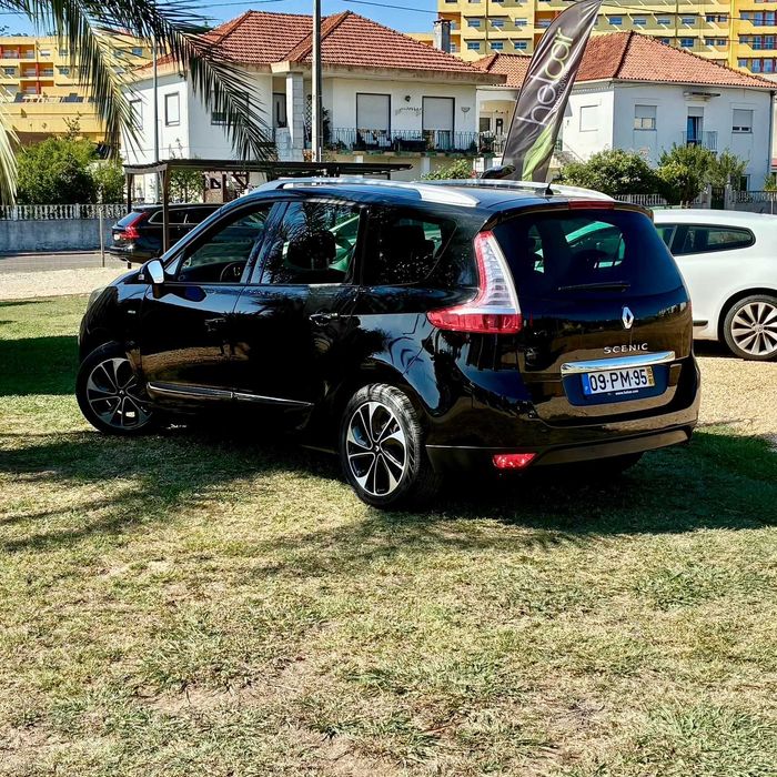 Renault Grand Scenic 1.5 Bose Edition · Nacional