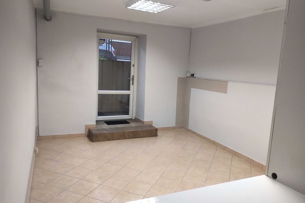 Centrum -Lokal handlowo-usługowy przy ul. Jasnogórskiej w Częstochowie