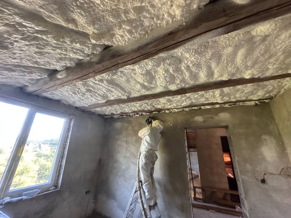 Утеплення пінополіуретаном ППУ Пасіки-Зубрицькі