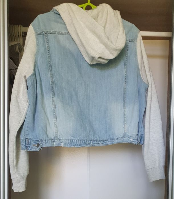 Kurtka jeansowa z kapturem
