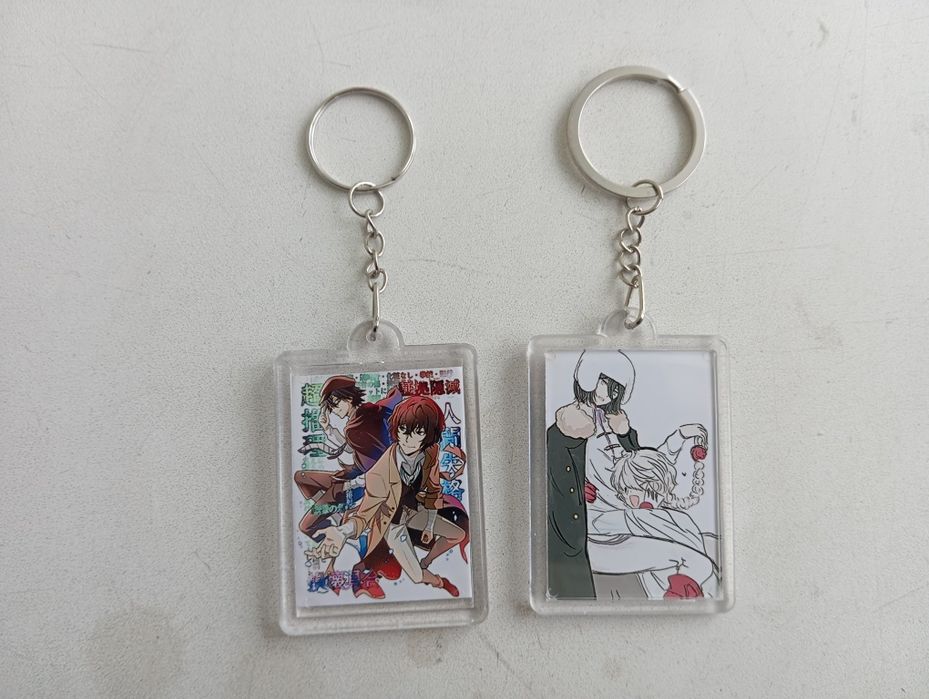 Брелоки з різними персонажами