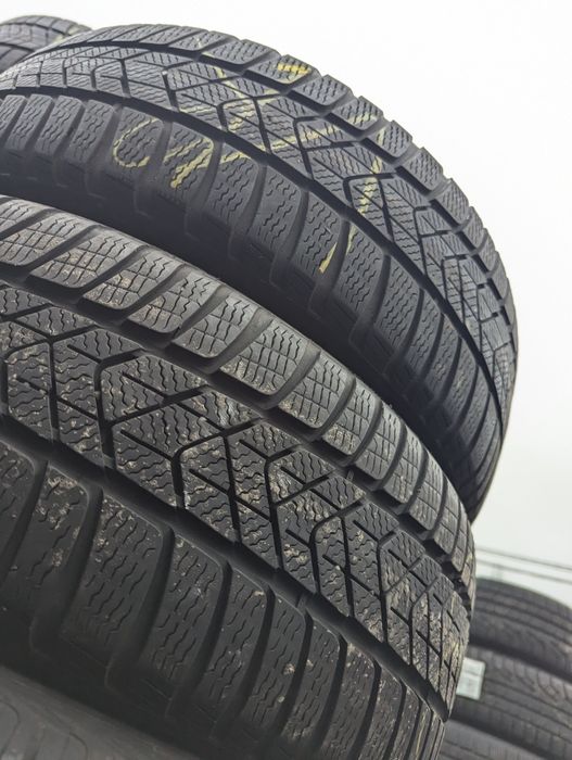 215/50R18 Pirelli Sottozero 3