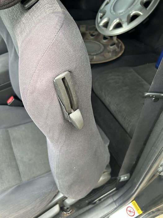 Fotel kierowcy lewy toyota corolla e12 3D