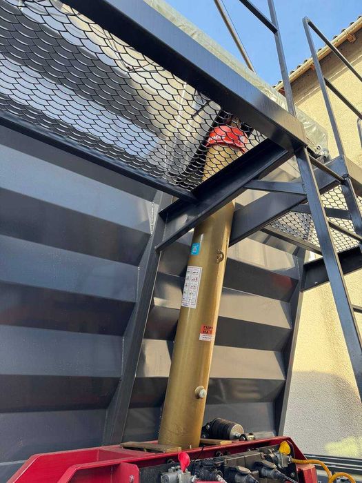 Самоскид-зерновоз Kogel 2007, тара 7 500 кг