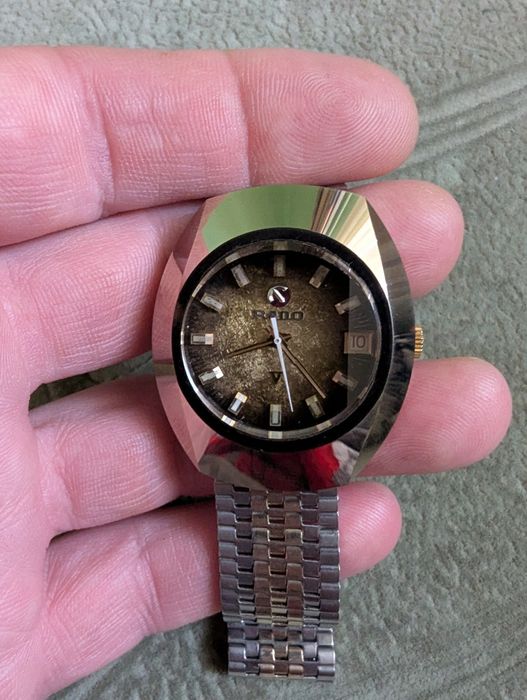Часи Rado Balboa