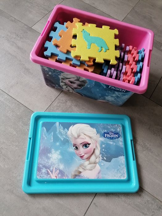 Pudełko kraina lodu + puzzle pianka