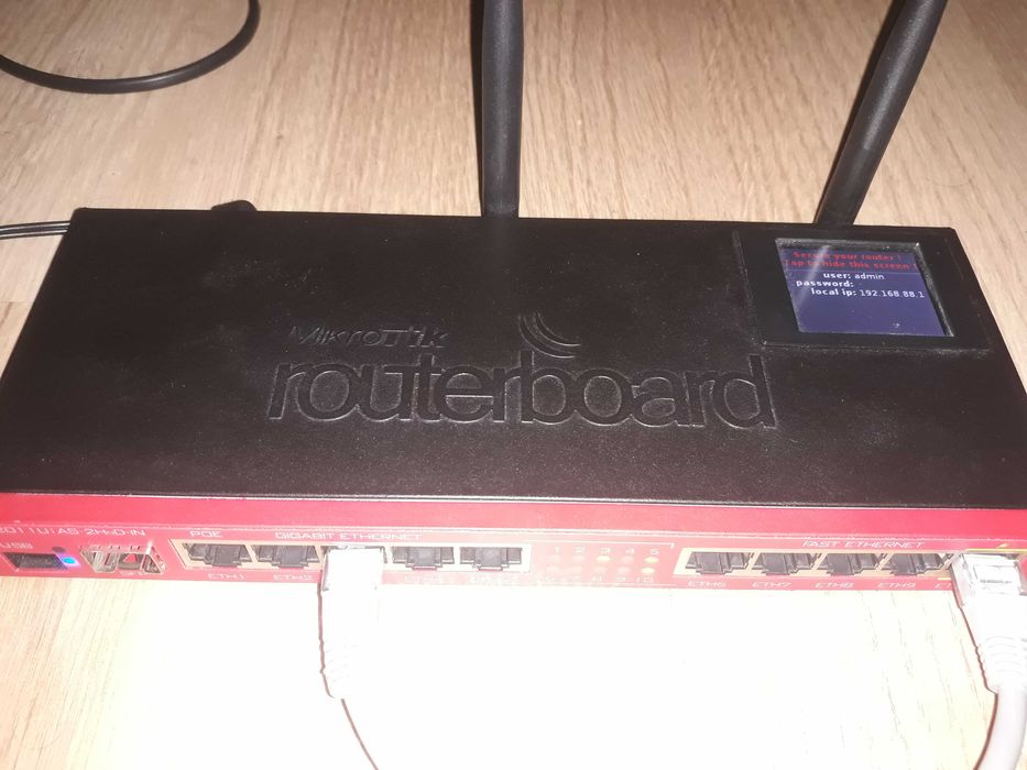 Микротик MikroTik RB2011UiAS-2HnD-IN 10 портов гигабитный WiFi Board