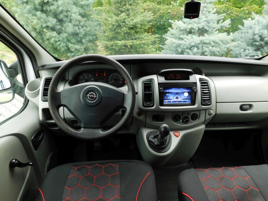 Opel Vivaro**Brygadówka 6-Osobowa**Long**Zadbana