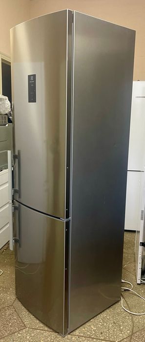 Холодильник Electrolux EN3886MFX – місткий, надійний, європейська збірка (Угорщина)