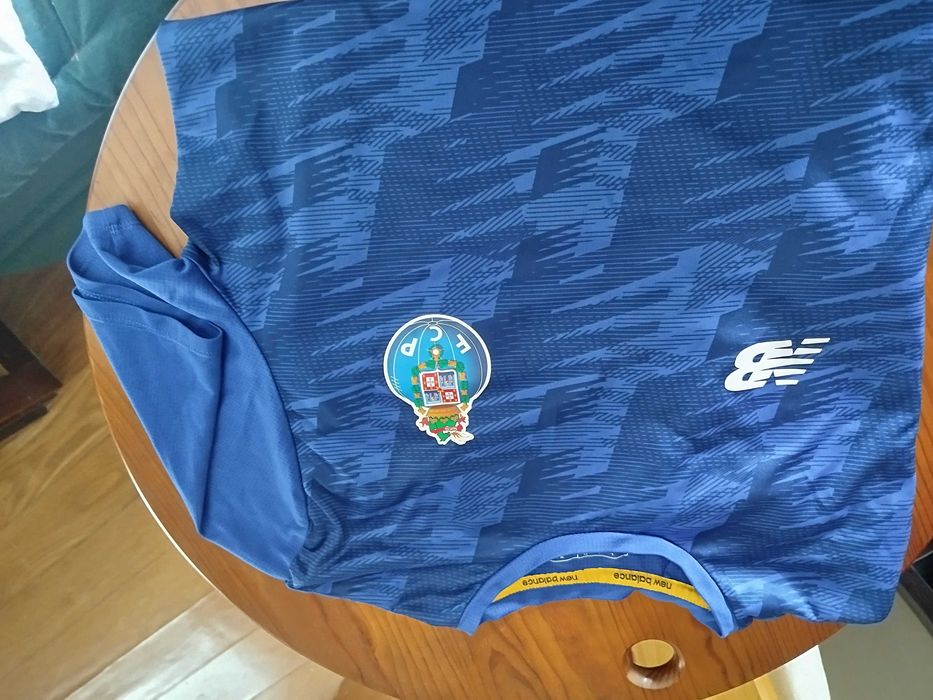 Roupa do FCP original a partir de 2 euros