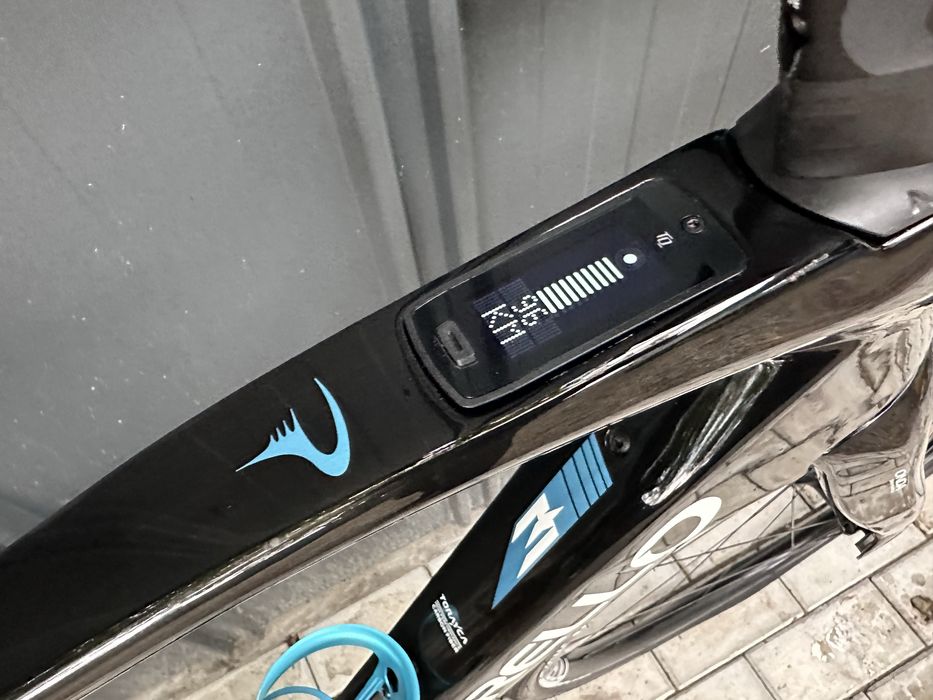 Електровелосипед шосейний Pinarello Nytro E5 2025 року