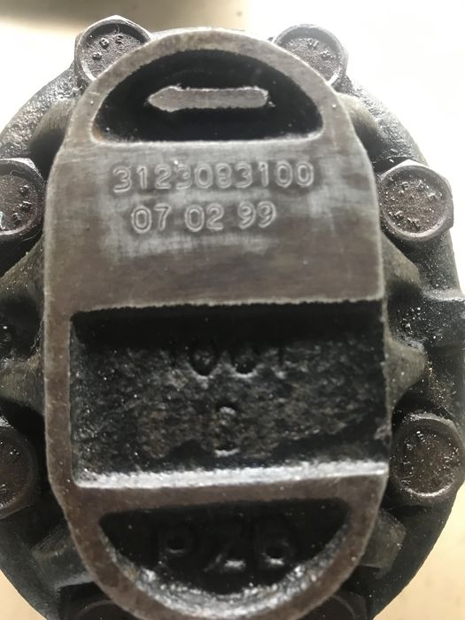 Duas bombas de hidraulicos