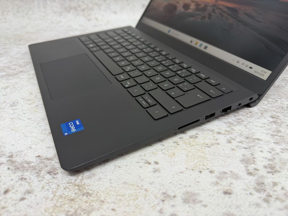 Dell Vostro 3420 / i5-1235 4.4GHz / 16GB DDR4 / 512SSD / 14FHD / W11