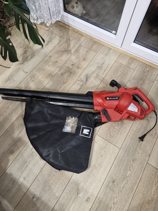 Elektroniczna dmuchawa do lisci firmy Einhell
