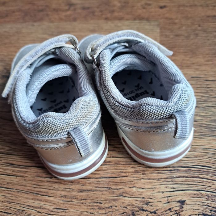Buty dziewczęce rozmiar 24