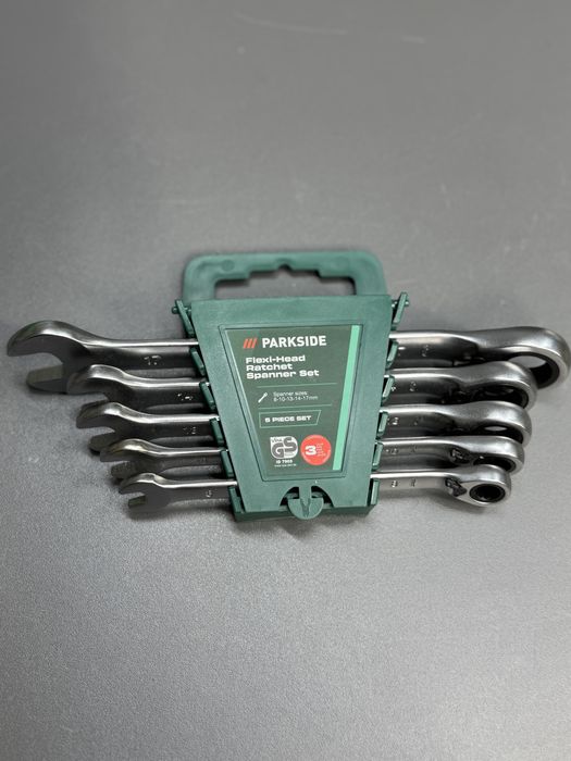 Набір рожково-накидних ключів Parkside з перемикачем