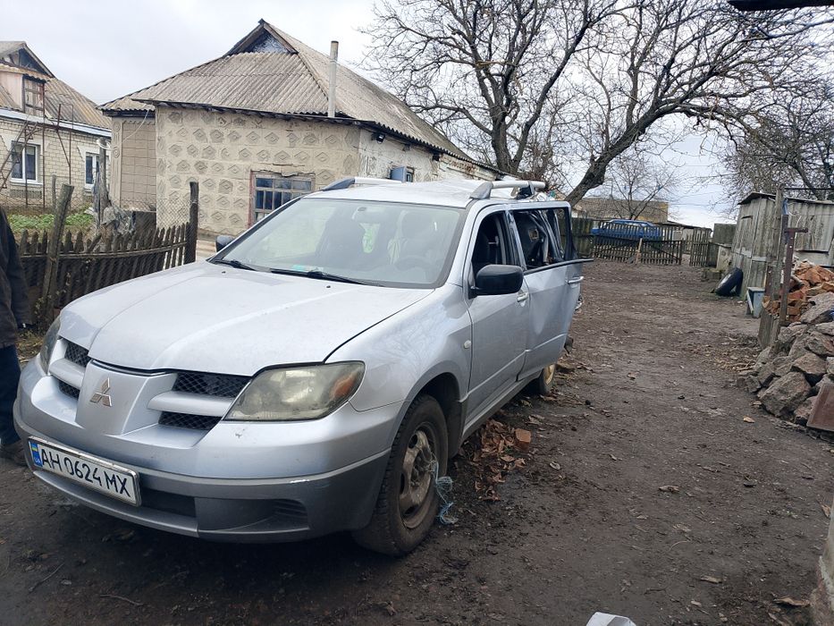 Продам мітсубісі аутлендер