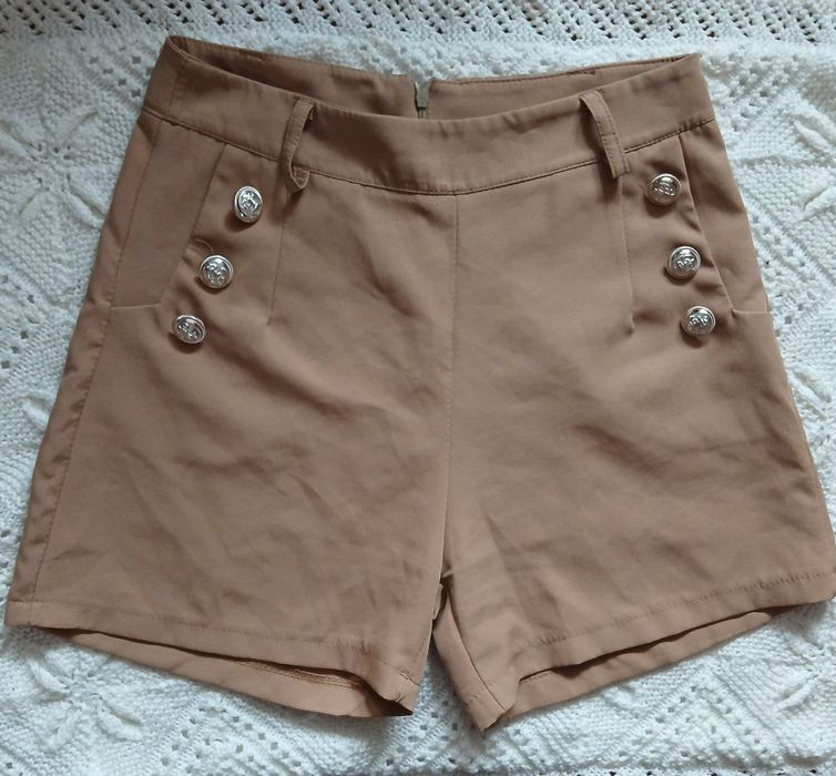 Eleganckie krótkie spodenki spodnie lato damskie L