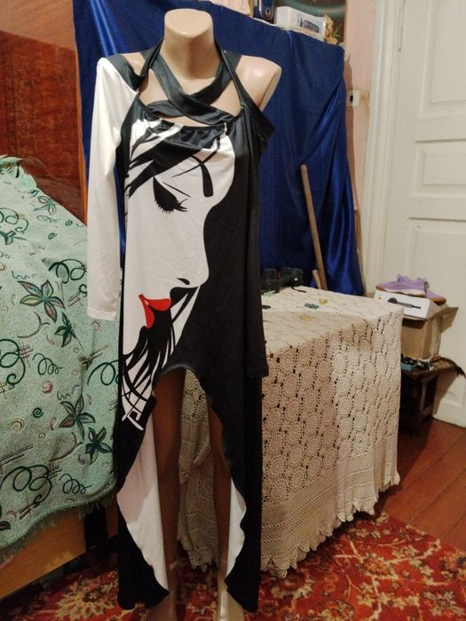 Сукня пеньюар асіметрична