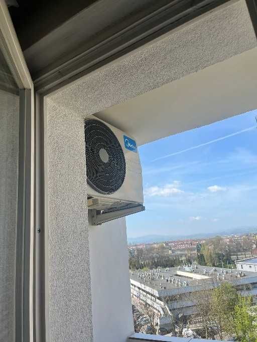 Mieszkanie 2 pokojowe z balkonem, klimatyzacją.