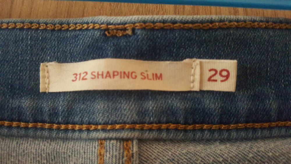 Spodnie damskie Levi's r. 29/32
