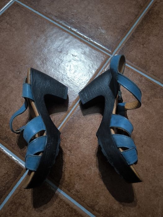 Sandálias de senhora