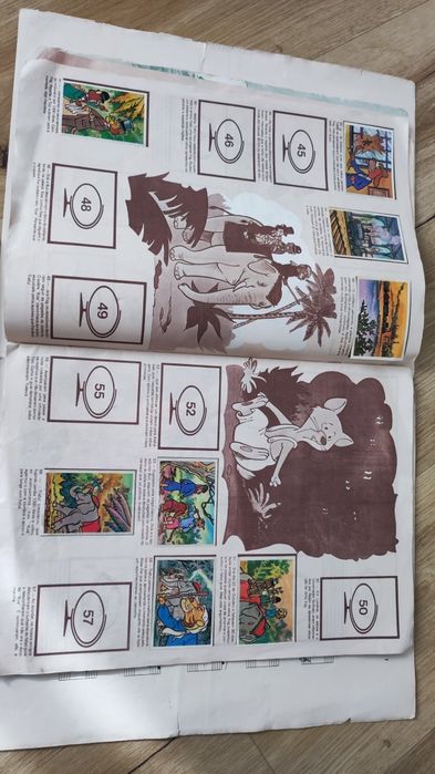 Caderneta de cromos incompleta da série "A volta ao Mundo com Willy Fog"
