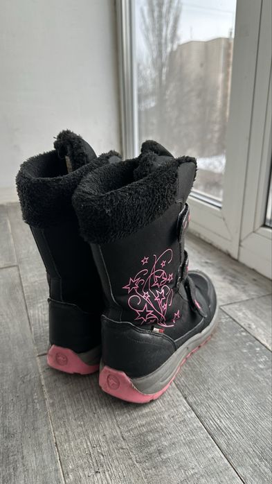 Підліткові черевики