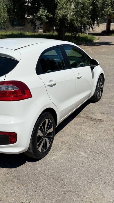 Kia Rio 2015 VIN KNADM5A32G6583154 фото оголошення 2 з 16