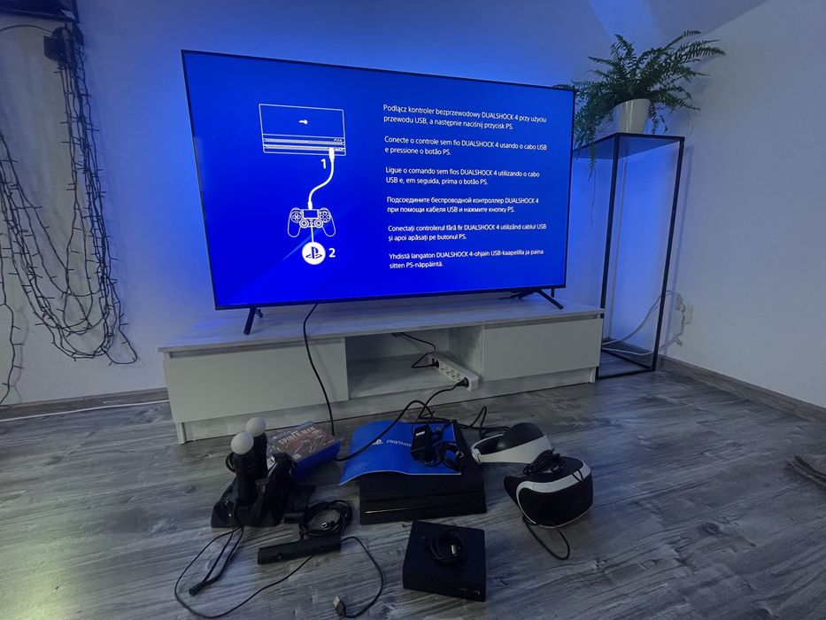 PS4 PRO z zestawem VR