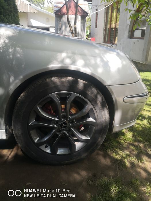 Продам mercedes w 211