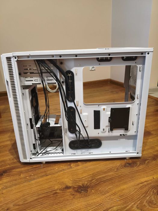 Obudowa Fractal design define r5 white