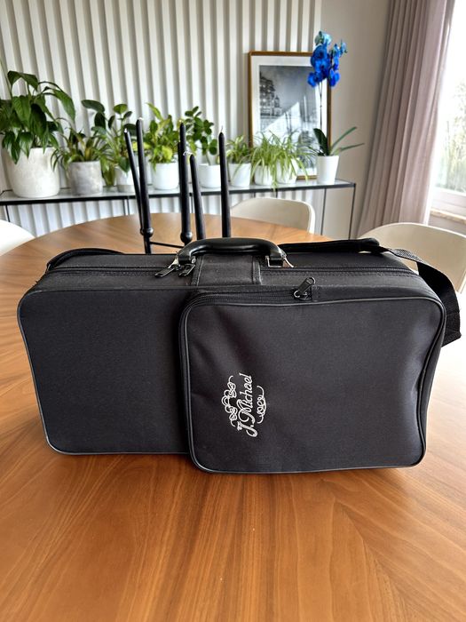 Saxofone soprano curvo J Michael SPC 700