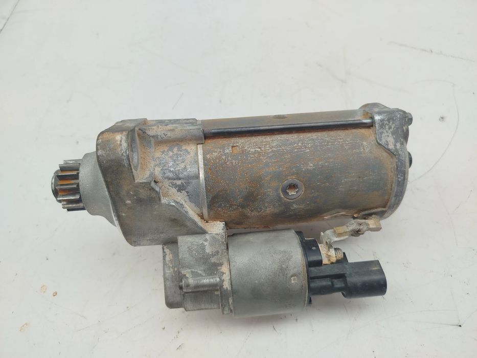 Motor de arranque AUDI Q3 (F3B)