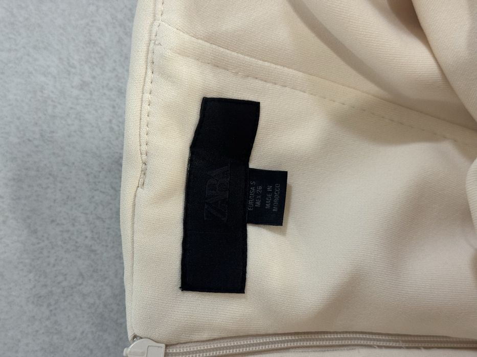 Лот одежды  Zara , Calvin Klein ,