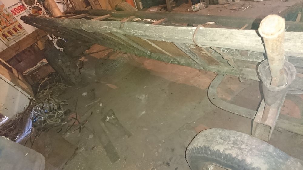 Воз для коня. Прицеп для трактора.