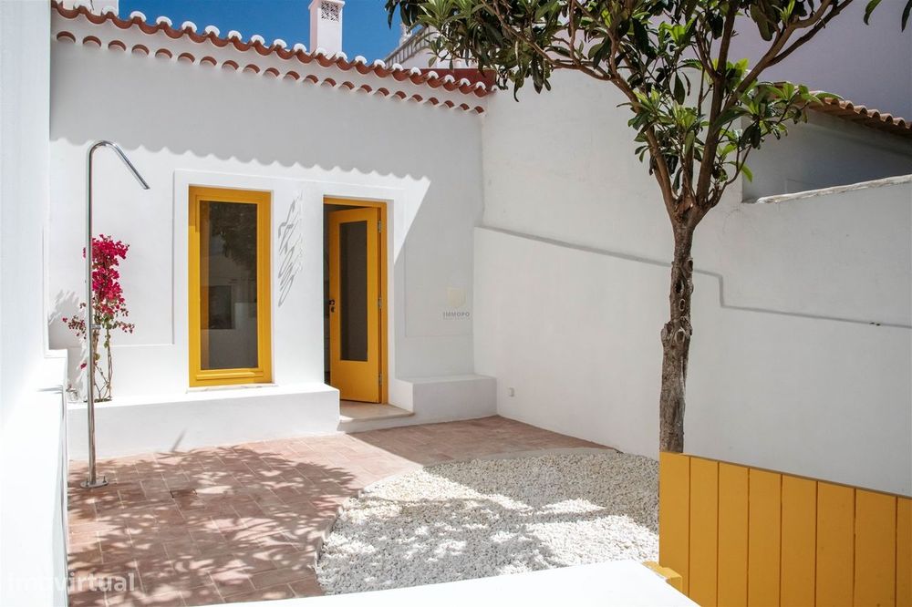 Moradia T1 Venda em Vila do Bispo e Raposeira,Vila do Bispo