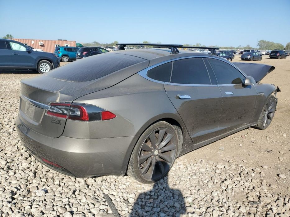 Кузовні запчастини Tesla S 13-2020р